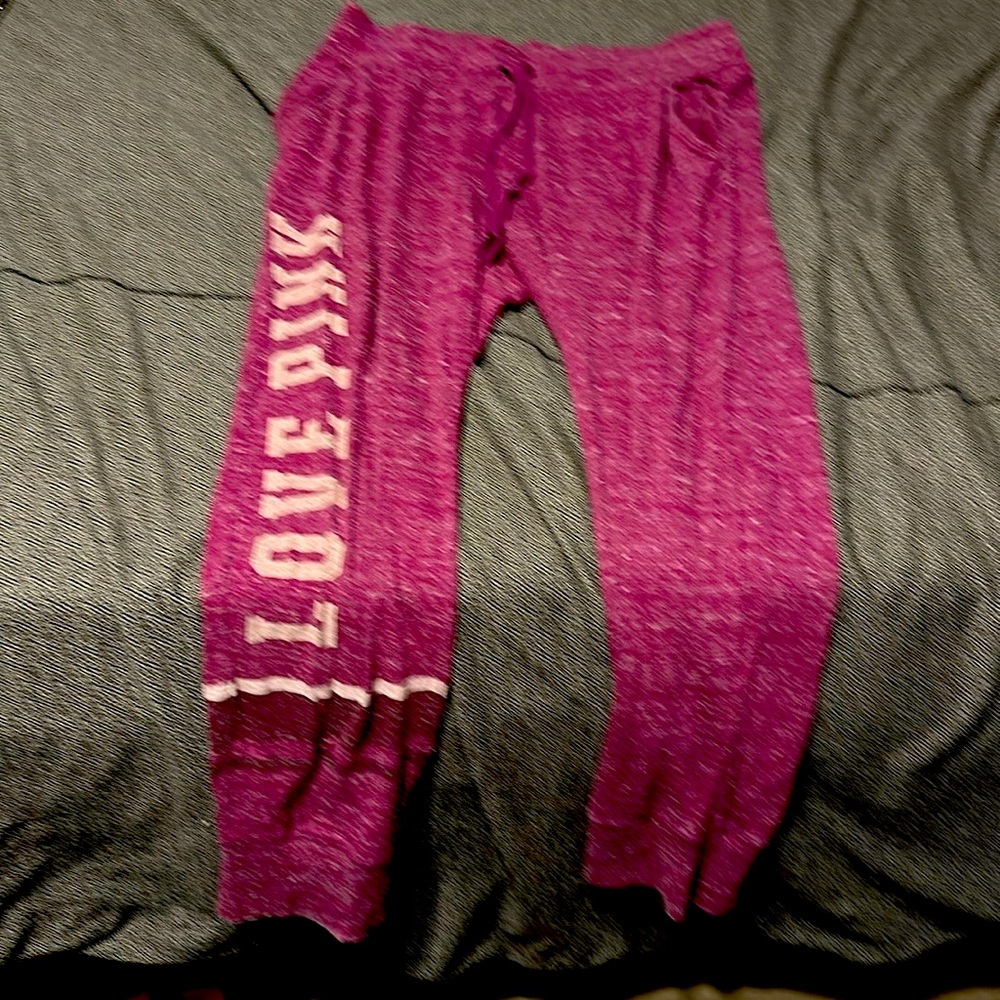VS Pink capri joggers